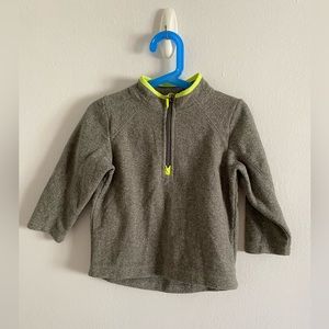 Pullover shirts Gap Size 2T